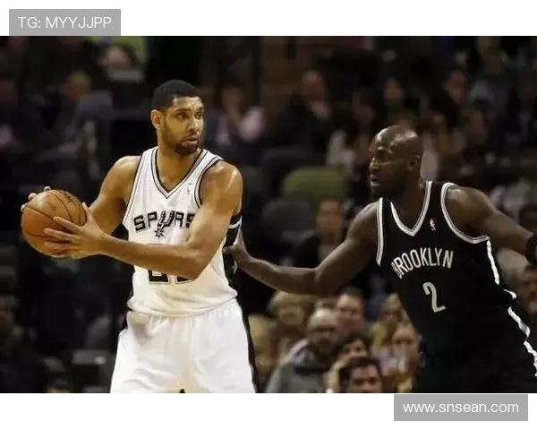 邓肯与姚明的巅峰对决谁才是NBA历史最佳大前锋与中锋之争的传奇篇章 邓肯与姚明的巅峰对决谁才是NBA历史最佳大前锋与中锋之争的传奇篇章